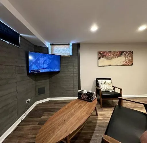 Oldtown Stylish Cute Apartment